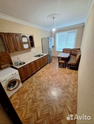 Продам двухкомнатную (2-комн.) квартиру, Имама Шамиля пр-кт, 83кБ, Махачкала г