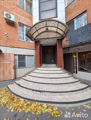 Продам двухкомнатную (2-комн.) квартиру, Имама Шамиля пр-кт, 83кБ, Махачкала г