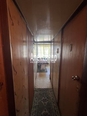 Продам трехкомнатную (3-комн.) квартиру, Комсомольская ул, 2к1, Советский гп