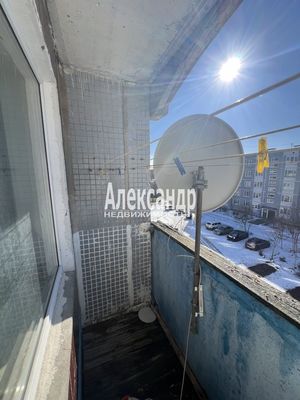 Продам трехкомнатную (3-комн.) квартиру, Комсомольская ул, 2к1, Советский гп