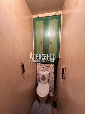 Продам трехкомнатную (3-комн.) квартиру, Комсомольская ул, 2к1, Советский гп