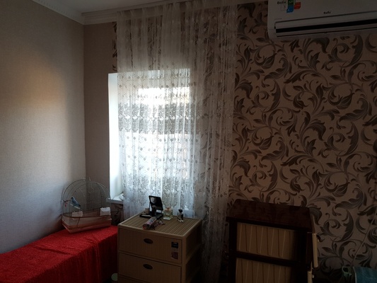 Продам однокомнатную (1-комн.) квартиру, Бородина ул, 14, Симферополь г