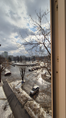 Продам трехкомнатную (3-комн.) квартиру, Соловьева ул, 9, Пермь г