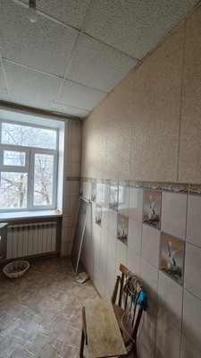 Продам трехкомнатную (3-комн.) квартиру, Соловьева ул, 9, Пермь г