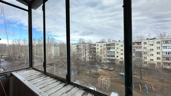 Продам двухкомнатную (2-комн.) квартиру, Бурденюка ул, 25, Челябинск г