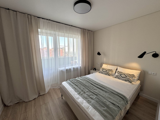 Продам двухкомнатную (2-комн.) квартиру, Еременко ул, 60/12, Ростов-на-Дону г