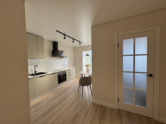 Продам двухкомнатную (2-комн.) квартиру, Еременко ул, 60/12, Ростов-на-Дону г