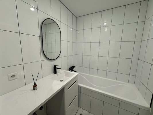 Продам двухкомнатную (2-комн.) квартиру, Еременко ул, 60/12, Ростов-на-Дону г