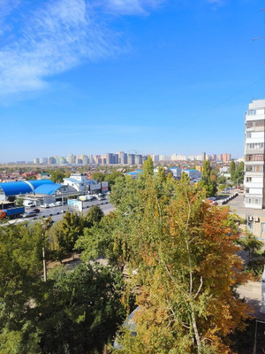 Продам трехкомнатную (3-комн.) квартиру, Малиновского ул, 36, Ростов-на-Дону г