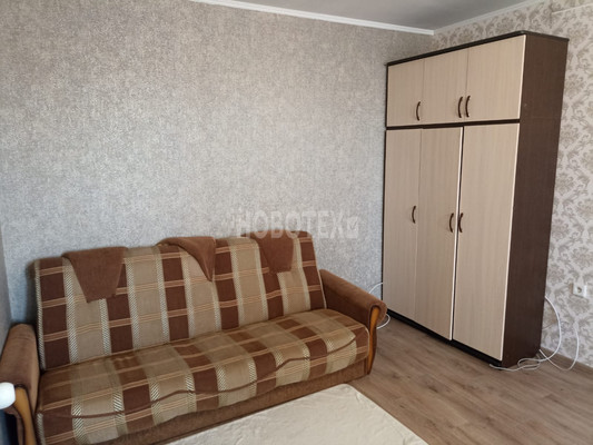 Сдам однокомнатную (1-комн.) квартиру, Надежды ул, 4, Крымск г