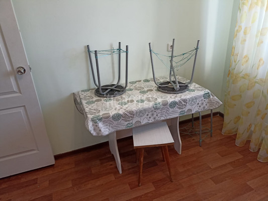 Сдам однокомнатную (1-комн.) квартиру, Надежды ул, 4, Крымск г