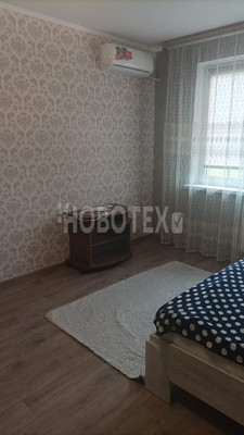 Сдам однокомнатную (1-комн.) квартиру, Надежды ул, 4, Крымск г