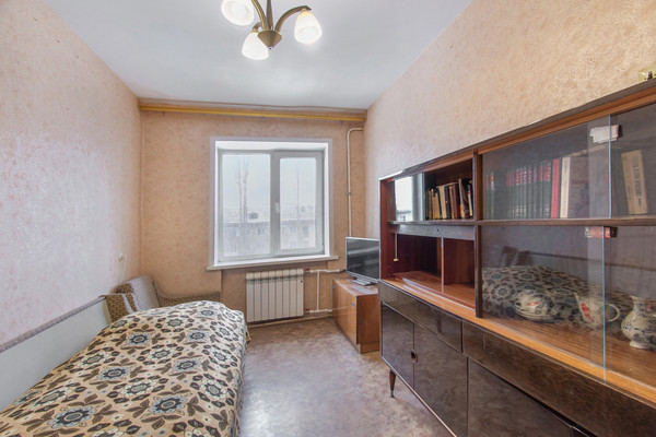 Продам трехкомнатную (3-комн.) квартиру, Менделеева ул, 18б, Воронеж г