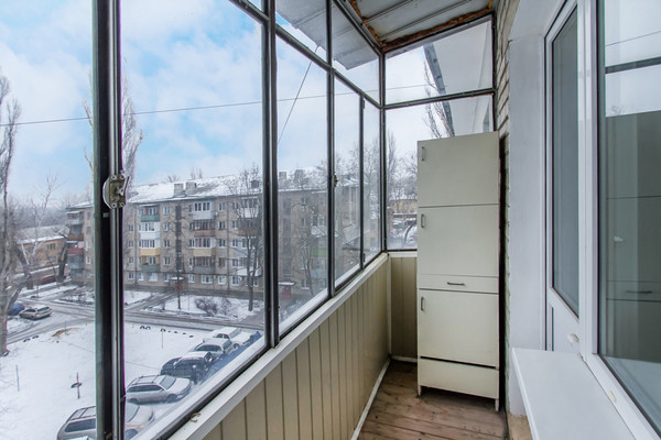 Продам трехкомнатную (3-комн.) квартиру, Менделеева ул, 18б, Воронеж г