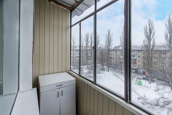 Продам трехкомнатную (3-комн.) квартиру, Менделеева ул, 18б, Воронеж г