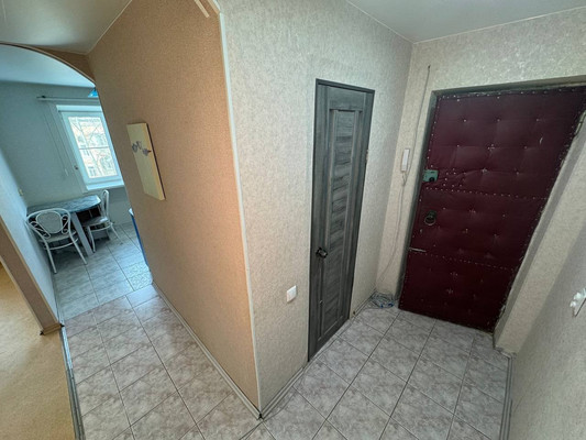 Продам двухкомнатную (2-комн.) квартиру, Парижской Коммуны ул, 23, Комсомольск-на-Амуре г