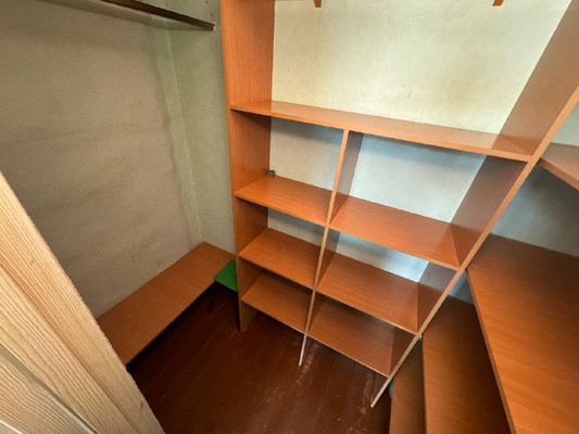 Продам двухкомнатную (2-комн.) квартиру, Парижской Коммуны ул, 23, Комсомольск-на-Амуре г