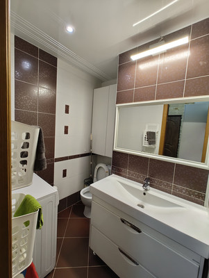 Продам трехкомнатную (3-комн.) квартиру, Кирова ул, 11В, Йошкар-Ола г