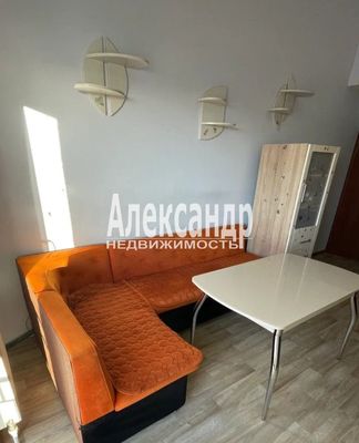 Продам однокомнатную (1-комн.) квартиру, Весенняя (Ижора участок N1 зона) ул, 5, Коммунар г