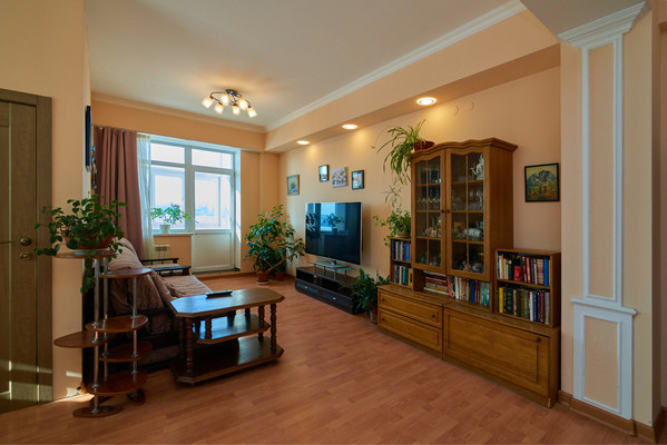 Продам двухкомнатную (2-комн.) квартиру, Дальневосточная ул, 126, Иркутск г