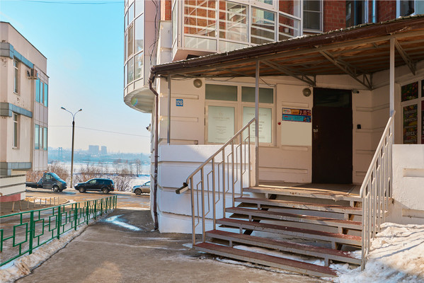 Продам двухкомнатную (2-комн.) квартиру, Дальневосточная ул, 126, Иркутск г