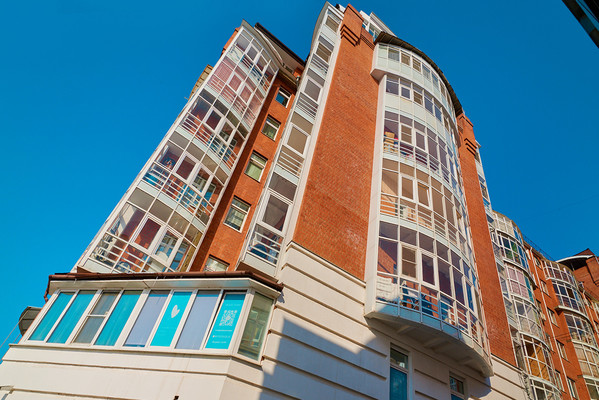 Продам двухкомнатную (2-комн.) квартиру, Дальневосточная ул, 126, Иркутск г