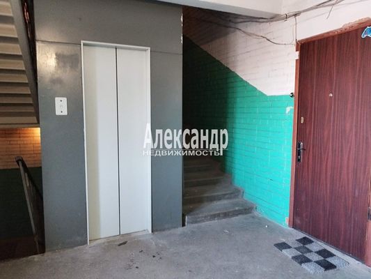 Продам двухкомнатную (2-комн.) квартиру, Куйбышева ул, 17, Выборг г