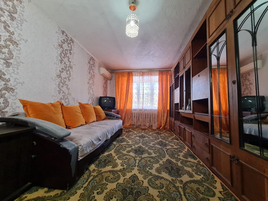 Продам двухкомнатную (2-комн.) квартиру, Победы пр-кт, 55к2, Комсомольск-на-Амуре г