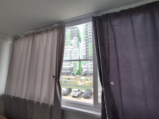 Продам двухкомнатную (2-комн.) квартиру, им. Героя Советского Союза Якова Кобзаря ул, 41, Краснодар г