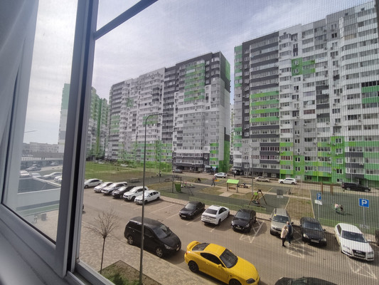 Продам двухкомнатную (2-комн.) квартиру, им. Героя Советского Союза Якова Кобзаря ул, 41, Краснодар г