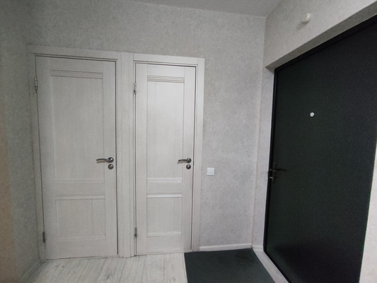 Продам двухкомнатную (2-комн.) квартиру, им. Героя Советского Союза Якова Кобзаря ул, 41, Краснодар г