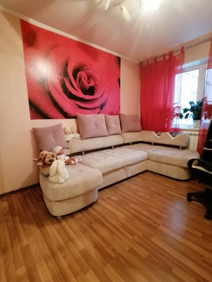 Продам трехкомнатную (3-комн.) квартиру, Захарова ул, 9, Нижний Тагил г