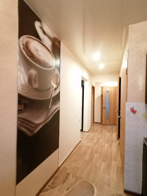 Продам трехкомнатную (3-комн.) квартиру, Захарова ул, 9, Нижний Тагил г