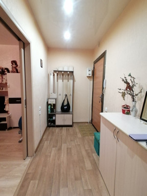 Продам трехкомнатную (3-комн.) квартиру, Захарова ул, 9, Нижний Тагил г