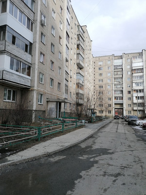 Продам трехкомнатную (3-комн.) квартиру, Захарова ул, 9, Нижний Тагил г