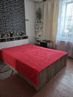 Продам трехкомнатную (3-комн.) квартиру, Землячки ул, 14, Нижний Тагил г