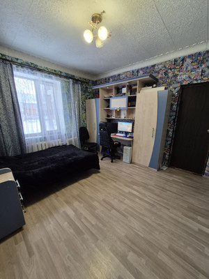 Продам трехкомнатную (3-комн.) квартиру, Землячки ул, 14, Нижний Тагил г