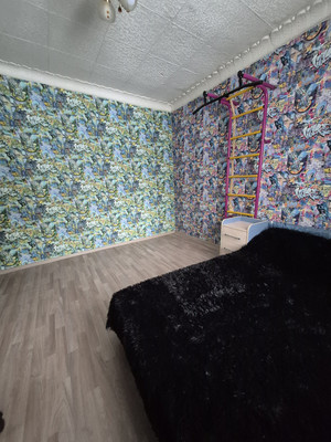 Продам трехкомнатную (3-комн.) квартиру, Землячки ул, 14, Нижний Тагил г