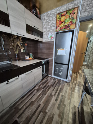 Продам трехкомнатную (3-комн.) квартиру, Землячки ул, 14, Нижний Тагил г