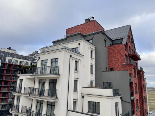 Продам трехкомнатную (3-комн.) квартиру, Молодой гвардии ул, 34, Калининград г