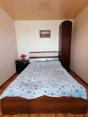 Продам трехкомнатную (3-комн.) квартиру, Матросова ул, 5А, Нижний Тагил г