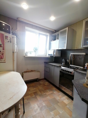 Продам трехкомнатную (3-комн.) квартиру, Матросова ул, 5А, Нижний Тагил г