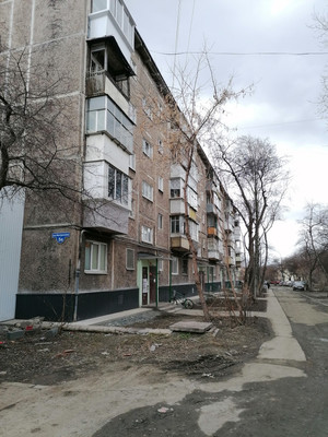 Продам трехкомнатную (3-комн.) квартиру, Матросова ул, 5А, Нижний Тагил г
