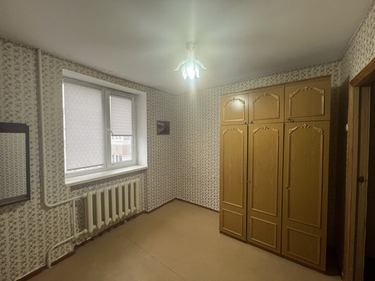 Продам многокомнатную квартиру, Батурина ул, 44, Симферополь г