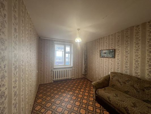 Продам многокомнатную квартиру, Батурина ул, 44, Симферополь г