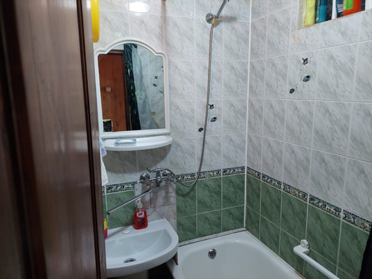 Продам трехкомнатную (3-комн.) квартиру, Курская (Лазаревский р-н) ул, 56, Сочи г