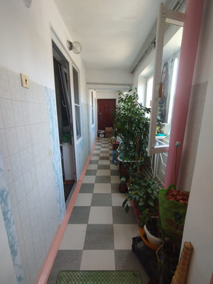 Продам двухкомнатную (2-комн.) квартиру, Курская (Лазаревский р-н) ул, 17, Сочи г