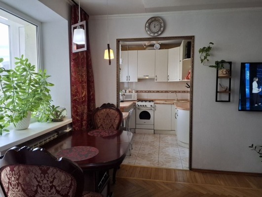 Продам трехкомнатную (3-комн.) квартиру, Максима Горького ул, 217/6060, Ростов-на-Дону г
