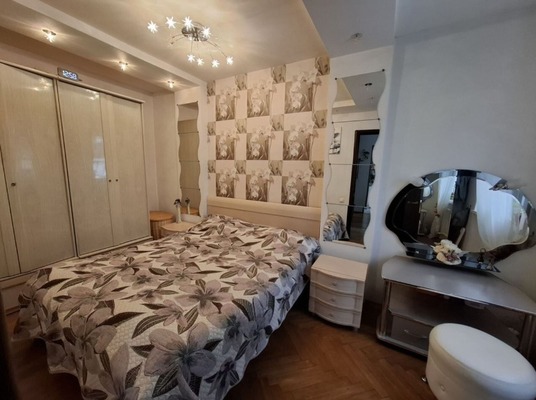 Продам трехкомнатную (3-комн.) квартиру, Максима Горького ул, 217/6060, Ростов-на-Дону г