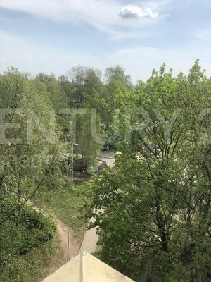 Продам трехкомнатную (3-комн.) квартиру, Полоцкая ул, 28 , Калининград г